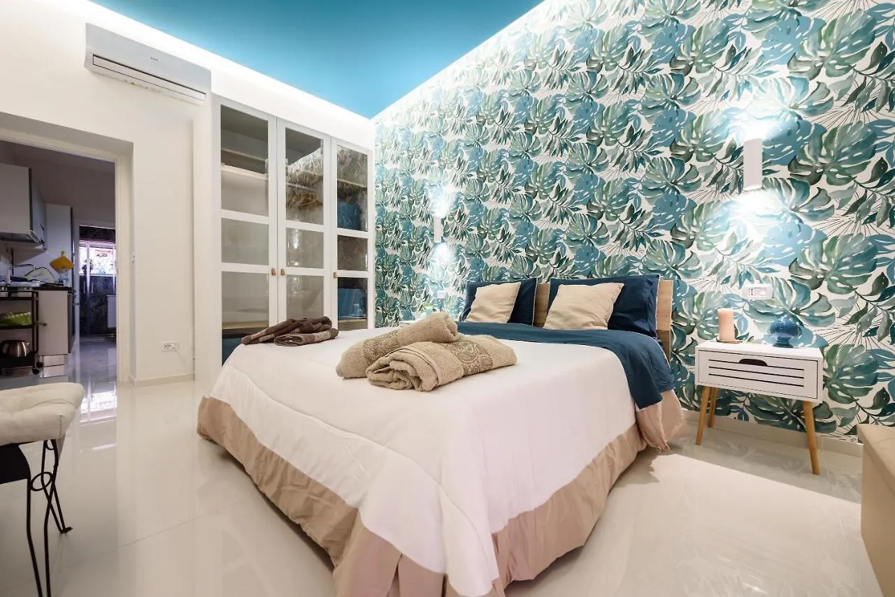 Fermata Duomo Apartment Naples 0*,